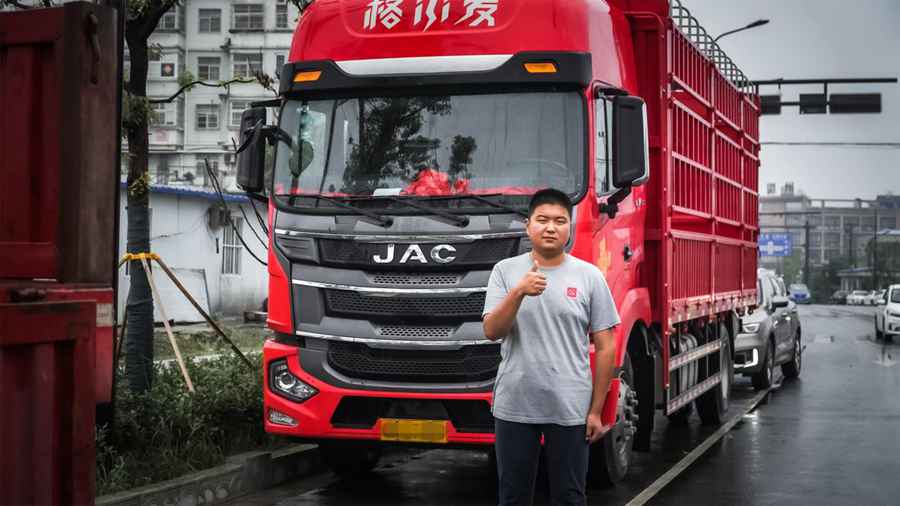 格尔发A5X中体载货车是如何打动年轻卡车司机的? - 第1张 - 提加商用车网 格尔发A5X中体载货车是如何打动年轻卡车司机的? - 第1张