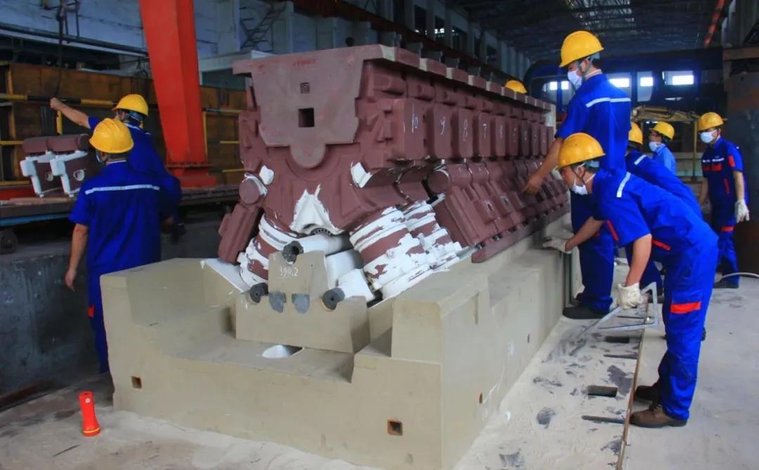 全国仅6人,玉柴又一匠人荣获领域最高荣誉 - 第2张 - 提加商用车网 全国仅6人,玉柴又一匠人荣获领域最高荣誉 - 第2张