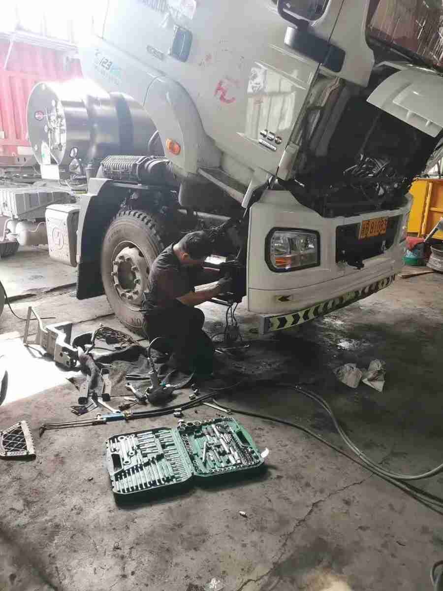 陕汽服务人,迎难而上,服务至上! - 第6张 - 提加商用车网 陕汽服务人,迎难而上,服务至上! - 第6张