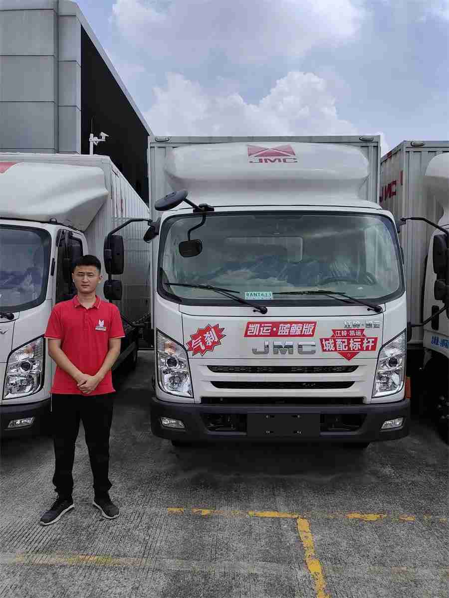 广州江铃的“后浪”来了!这位95后销冠初露锋芒 - 第1张 - 提加商用车网 广州江铃的“后浪”来了!这位95后销冠初露锋芒 - 第1张