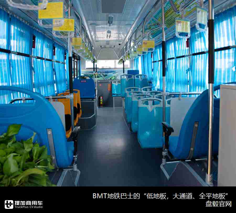 让公交更舒适,低地板大通道全车无障碍,如今这款公交实现了 - 第8张 - 提加商用车网 让公交更舒适,低地板大通道全车无障碍,如今这款公交实现了 - 第8张