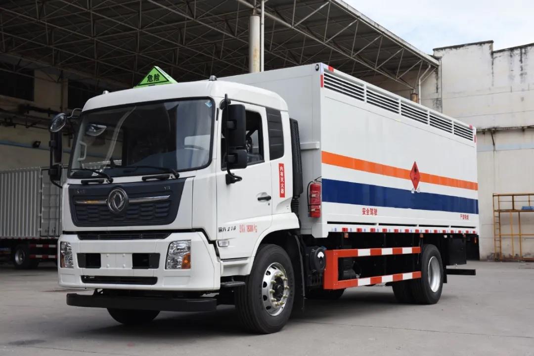 燃油燃气大马力!东风商用车5款新品接力上市 - 第10张 - 提加商用车网 燃油燃气大马力!东风商用车5款新品接力上市 - 第10张