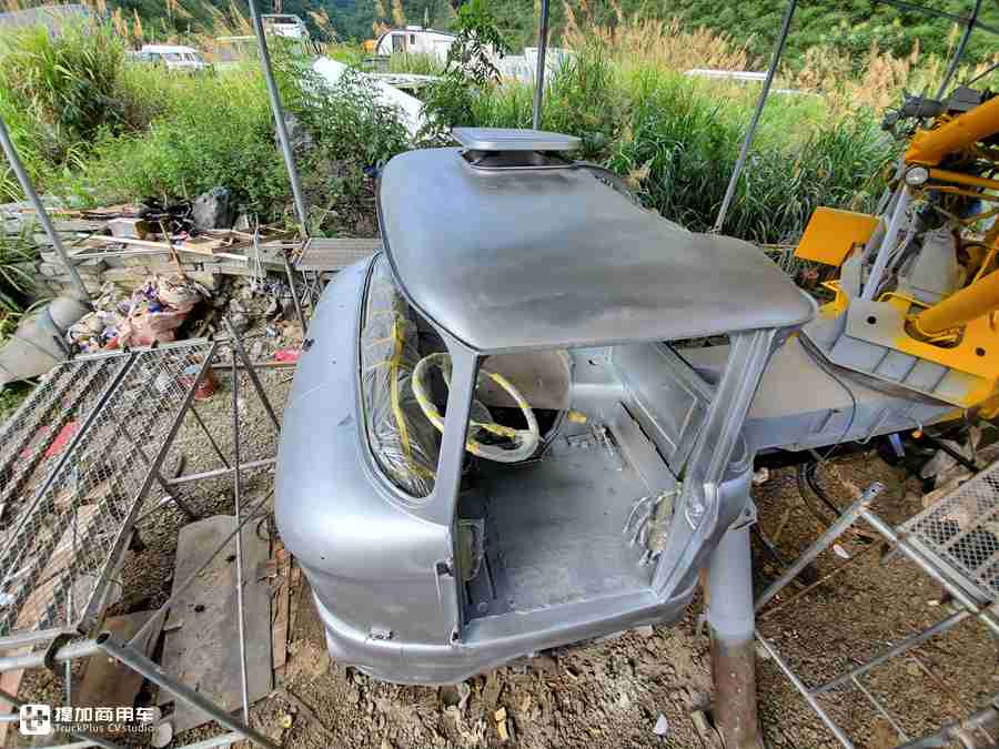历时19天大咖翻新东德依发老卡车,第二集来了,成品惊艳所有人 - 第37张 - 提加商用车网 历时19天大咖翻新东德依发老卡车,第二集来了,成品惊艳所有人 - 第37张