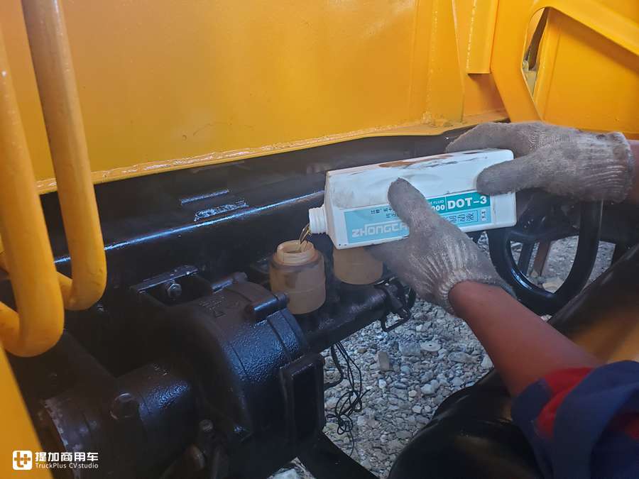 历时19天大咖翻新东德依发老卡车,第二集来了,成品惊艳所有人 - 第71张 - 提加商用车网 历时19天大咖翻新东德依发老卡车,第二集来了,成品惊艳所有人 - 第71张