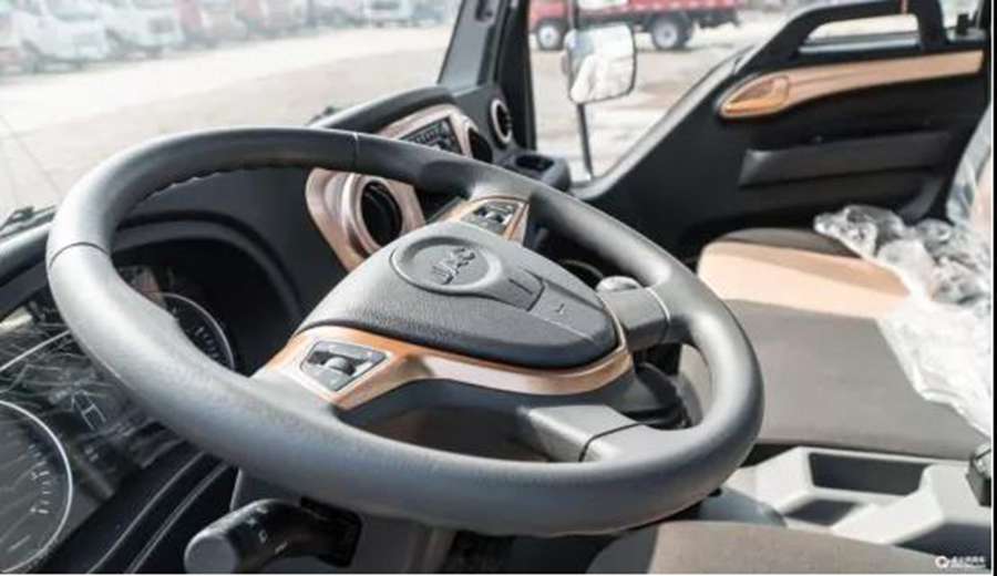 国六时代,轻卡到底该怎么选?康铃J5城配钢铁侠告诉您 - 第4张 - 提加商用车网 国六时代,轻卡到底该怎么选?康铃J5城配钢铁侠告诉您 - 第4张