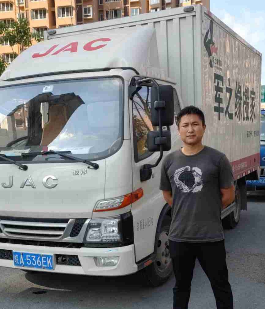 老兵用车标准高:退伍后创业十年一直用江淮骏铃 - 第1张 - 提加商用车网 老兵用车标准高:退伍后创业十年一直用江淮骏铃 - 第1张