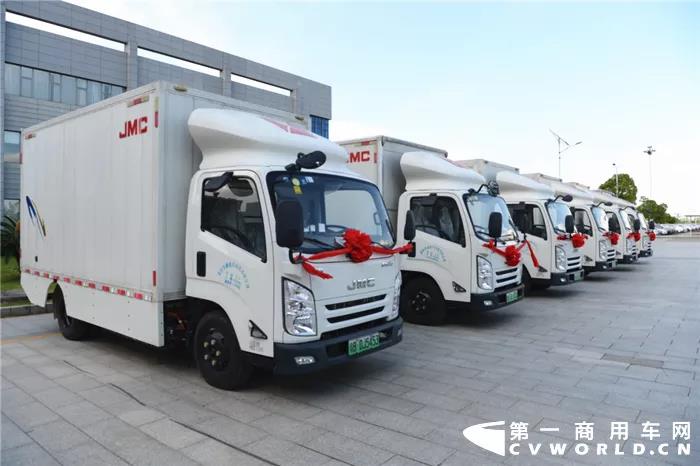 江铃8月销量出炉,重卡涨1286% 轻卡涨21% 皮卡近6000辆 - 第3张 - 提加商用车网 江铃8月销量出炉,重卡涨1286% 轻卡涨21% 皮卡近6000辆 - 第3张