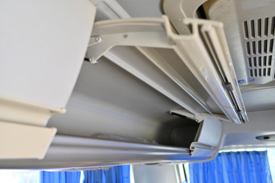 座椅比沙发舒适,能唱卡拉OK?十年前的斯堪尼亚豪华国产客车实拍 - 第18张 - 提加商用车网 座椅比沙发舒适,能唱卡拉OK?十年前的斯堪尼亚豪华国产客车实拍 - 第18张