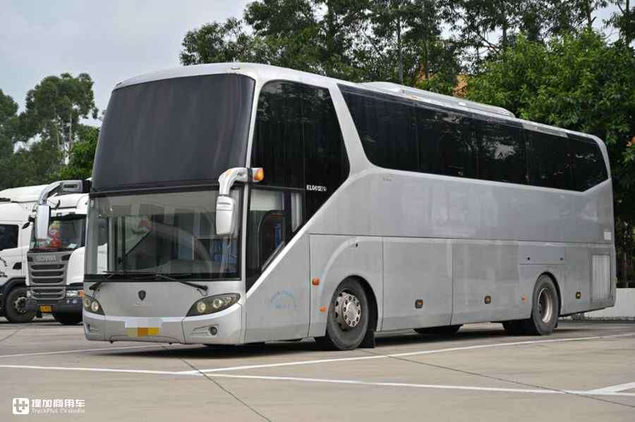 座椅比沙发舒适,能唱卡拉OK?十年前的斯堪尼亚豪华国产客车实拍 - 第20张 - 提加商用车网 座椅比沙发舒适,能唱卡拉OK?十年前的斯堪尼亚豪华国产客车实拍 - 第20张