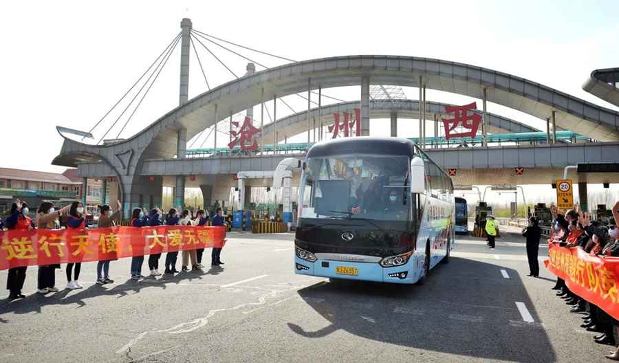 金龙客车战疫录 | 凝聚负压车精神,勇担国企社会责任 - 第8张 - 提加商用车网 金龙客车战疫录 | 凝聚负压车精神,勇担国企社会责任 - 第8张