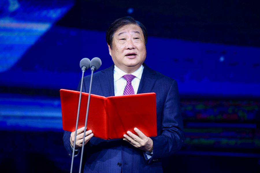 谭旭光再一次赢得全球同行的掌声 - 第2张 - 提加商用车网 谭旭光再一次赢得全球同行的掌声 - 第2张