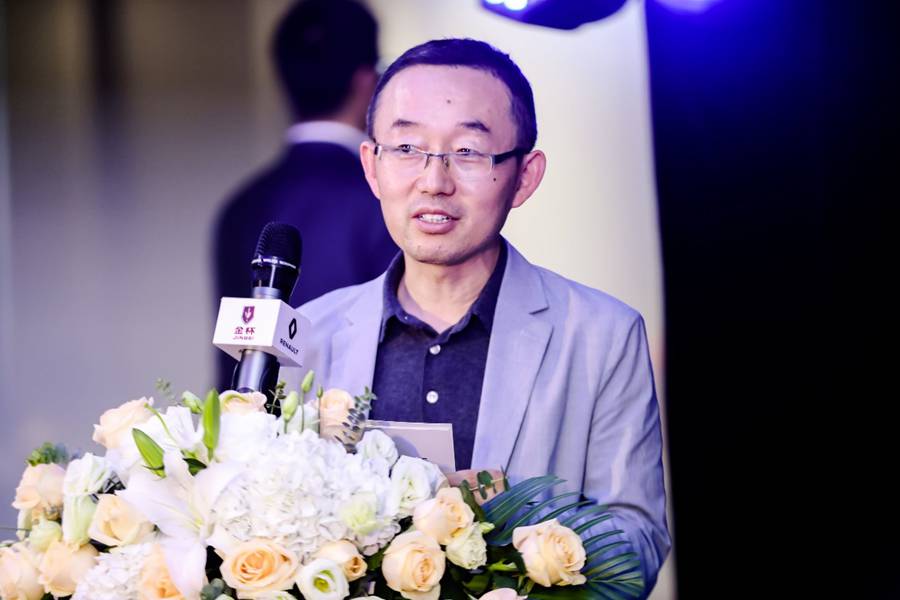 以温情和创意,畅想未来交通 雷诺携手同济大学开展概念车设计大赛 - 第5张 - 提加商用车网 以温情和创意,畅想未来交通 雷诺携手同济大学开展概念车设计大赛 - 第5张