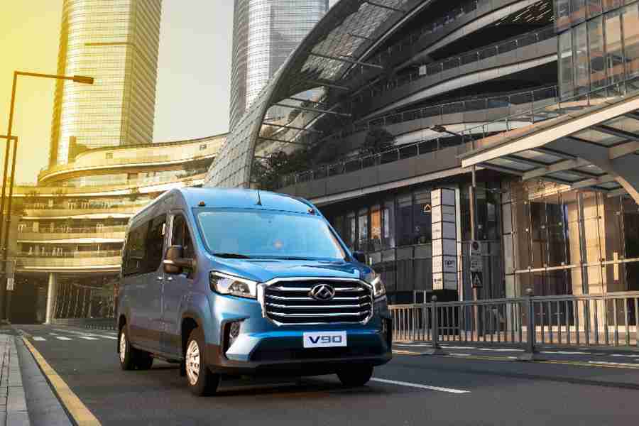 操控比拼乘用车,多种动力选择,上汽大通MAXUS V90开辟中高端轻客新时代 - 第2张 - 提加商用车网 操控比拼乘用车,多种动力选择,上汽大通MAXUS V90开辟中高端轻客新时代 - 第2张