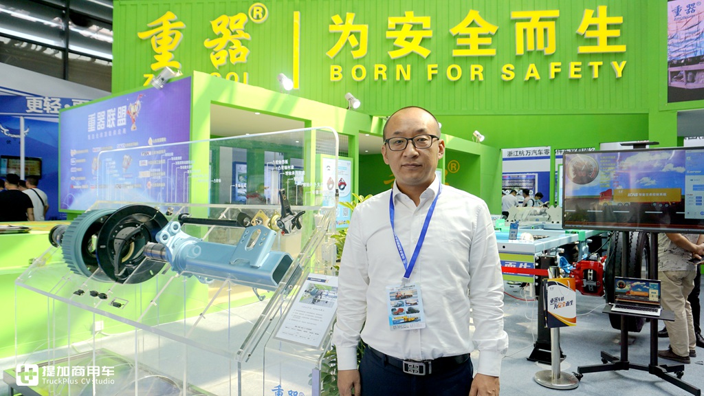 多款产品亮相梁山专用车展,重器车桥再成现场关注热点 - 第5张 - 提加商用车网 多款产品亮相梁山专用车展,重器车桥再成现场关注热点 - 第5张