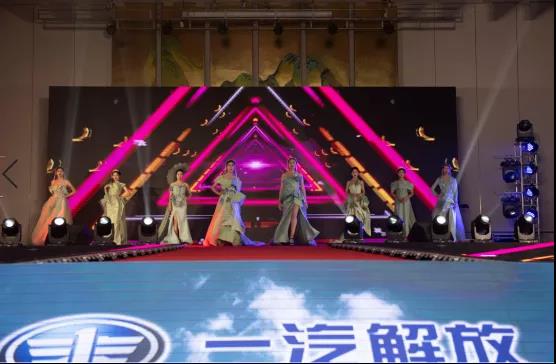 现场订车547辆！解放J6P 460质惠版牵引车在阜阳卖爆了！ - 第5张