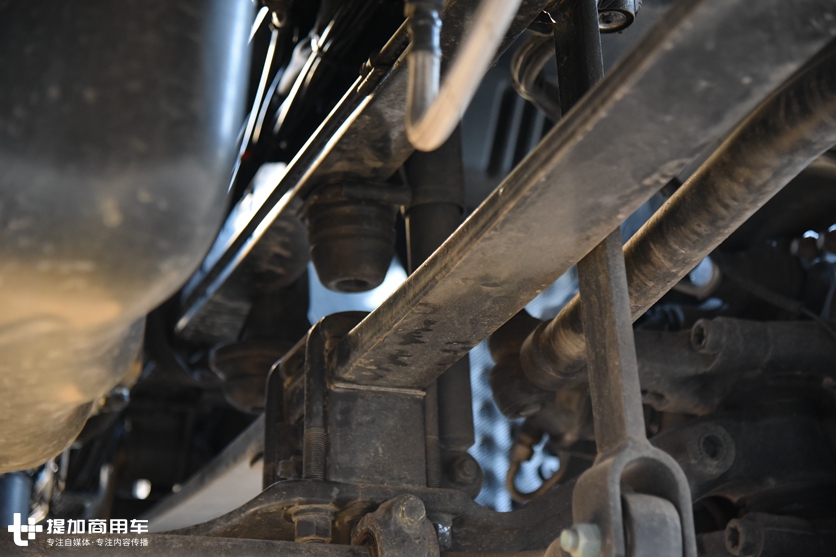 配置、体验均升级,力量与细腻集于一身,带您一睹全新曼恩TGX卡车的风采 - 第20张 - 提加商用车网 配置、体验均升级,力量与细腻集于一身,带您一睹全新曼恩TGX卡车的风采 - 第20张