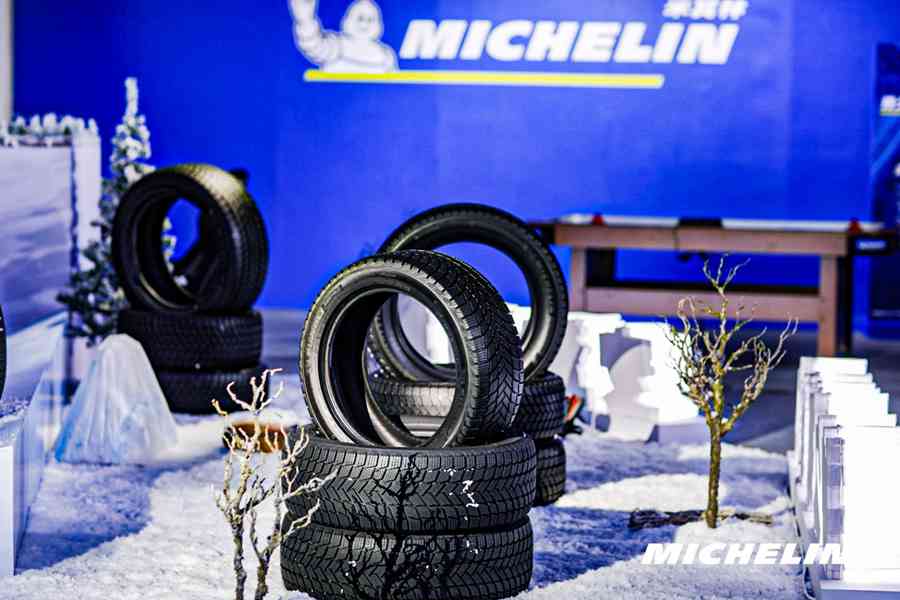 积极推动天然橡胶行业可持续发展,米其林全资收购印尼Royal Lestari Utama项目 - 第1张 - 提加商用车网 积极推动天然橡胶行业可持续发展,米其林全资收购印尼Royal Lestari Utama项目 - 第1张