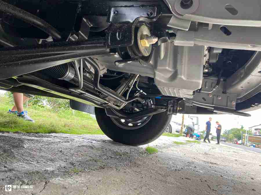 江淮星锐新发布的车型,13.77万起售的捷运王,有啥亮点配置? - 第9张 - 提加商用车网 江淮星锐新发布的车型,13.77万起售的捷运王,有啥亮点配置? - 第9张