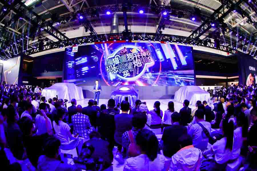 撸猫遛狗开坦克,长城汽车燃爆2020北京车展 - 第2张 - 提加商用车网 撸猫遛狗开坦克,长城汽车燃爆2020北京车展 - 第2张