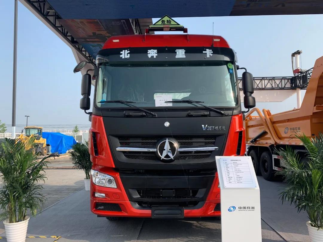 安全与可靠并重,北奔重卡V3ET精英版危化品牵引车 - 第1张 - 提加商用车网 安全与可靠并重,北奔重卡V3ET精英版危化品牵引车 - 第1张