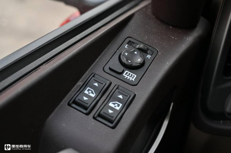 解放JH6也有简配版,小驾驶室高配置自重8.1吨,仅卖33万 - 第11张 - 提加商用车网 解放JH6也有简配版,小驾驶室高配置自重8.1吨,仅卖33万 - 第11张