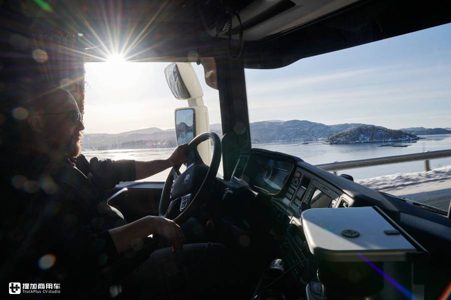 770马力的斯堪尼亚新款V8重卡开起来啥感觉?前期测试客户:太猛了! - 第6张 - 提加商用车网 770马力的斯堪尼亚新款V8重卡开起来啥感觉?前期测试客户:太猛了! - 第6张
