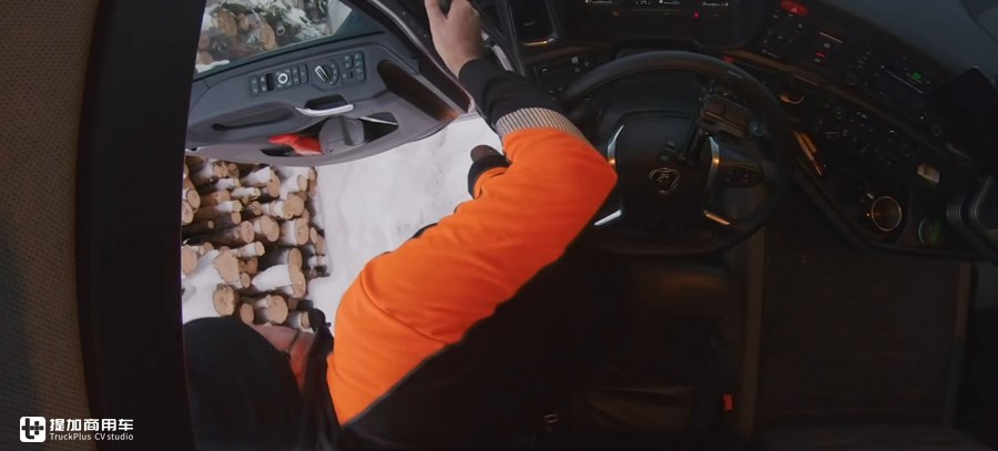 770马力的斯堪尼亚新款V8重卡开起来啥感觉?前期测试客户:太猛了! - 第13张 - 提加商用车网 770马力的斯堪尼亚新款V8重卡开起来啥感觉?前期测试客户:太猛了! - 第13张