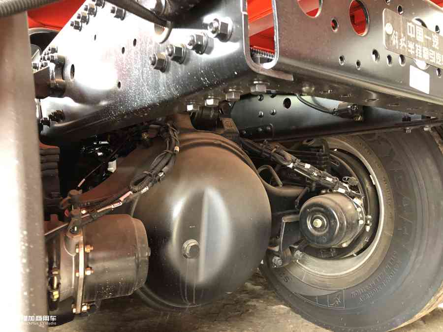 上路运行65万,偶遇的解放J7配新国标锣响挂车,车主属实豪横 - 第20张 - 提加商用车网 上路运行65万,偶遇的解放J7配新国标锣响挂车,车主属实豪横 - 第20张