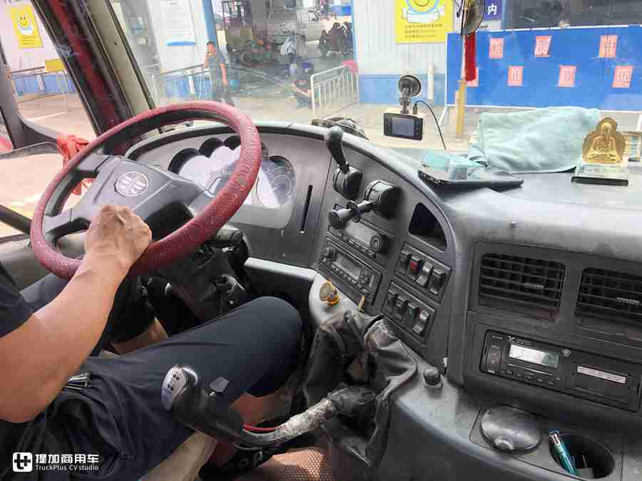 服役11年的老爷车,这台国三解放新大威重卡,行驶近一百万公里 - 第5张 - 提加商用车网 服役11年的老爷车,这台国三解放新大威重卡,行驶近一百万公里 - 第5张