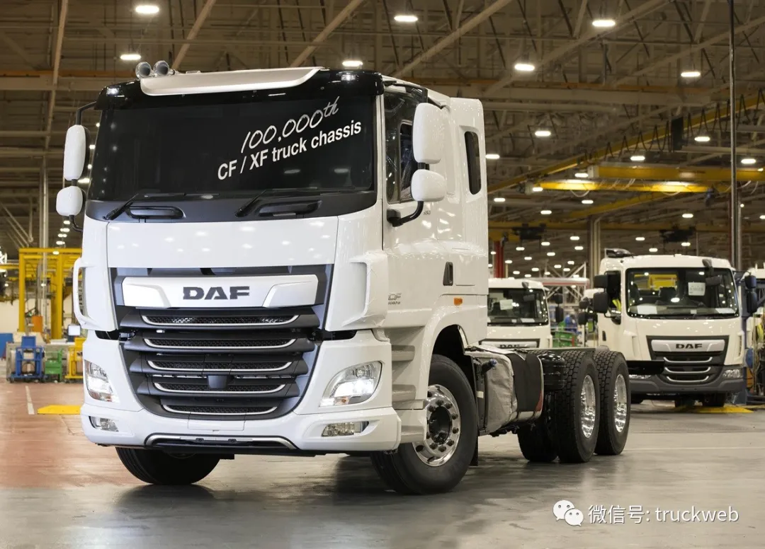 英国利兰卡车工厂第10万辆DAF CF/XF卡车下线