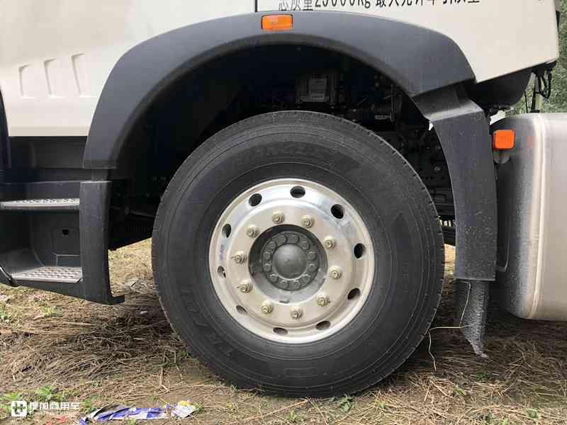 自重不足8.1吨,480马力曼技术动力配AMT变速器,高配版豪沃TX7实拍 - 第22张 - 提加商用车网 自重不足8.1吨,480马力曼技术动力配AMT变速器,高配版豪沃TX7实拍 - 第22张