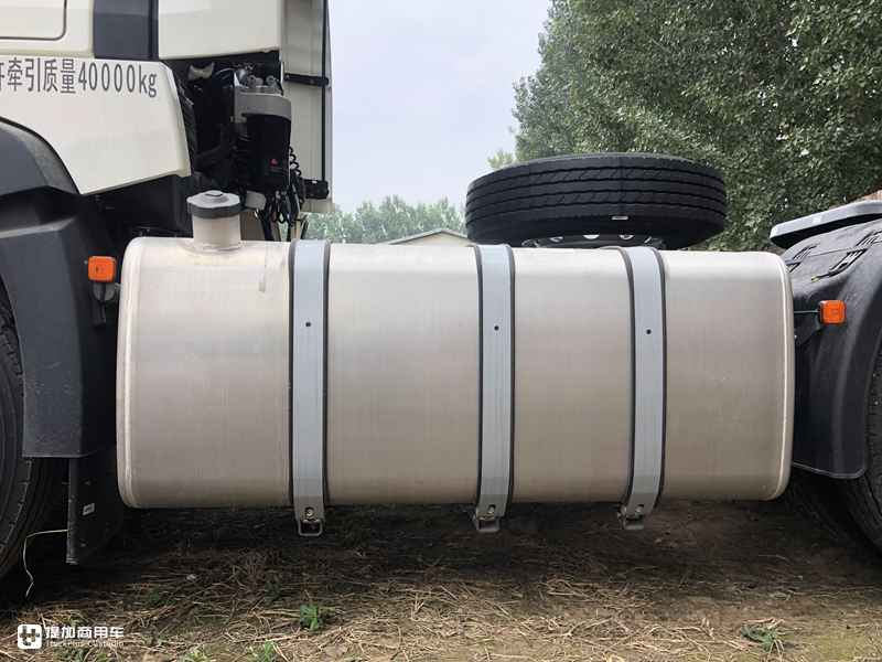 自重不足8.1吨,480马力曼技术动力配AMT变速器,高配版豪沃TX7实拍 - 第24张 - 提加商用车网 自重不足8.1吨,480马力曼技术动力配AMT变速器,高配版豪沃TX7实拍 - 第24张