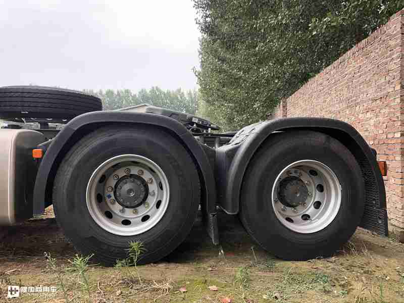自重不足8.1吨,480马力曼技术动力配AMT变速器,高配版豪沃TX7实拍 - 第26张 - 提加商用车网 自重不足8.1吨,480马力曼技术动力配AMT变速器,高配版豪沃TX7实拍 - 第26张