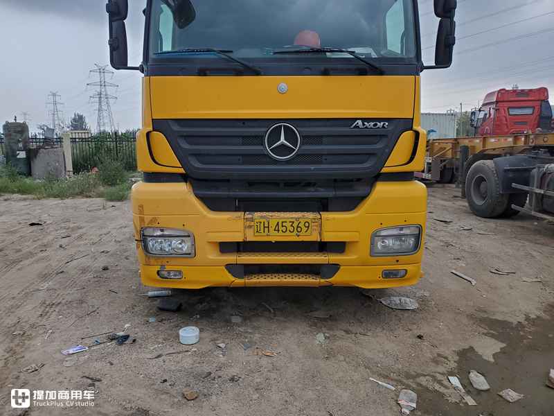 比阿克托斯便宜,国内销售的奔驰中低端重卡,第二代阿克索实拍 - 第4张 - 提加商用车网 比阿克托斯便宜,国内销售的奔驰中低端重卡,第二代阿克索实拍 - 第4张