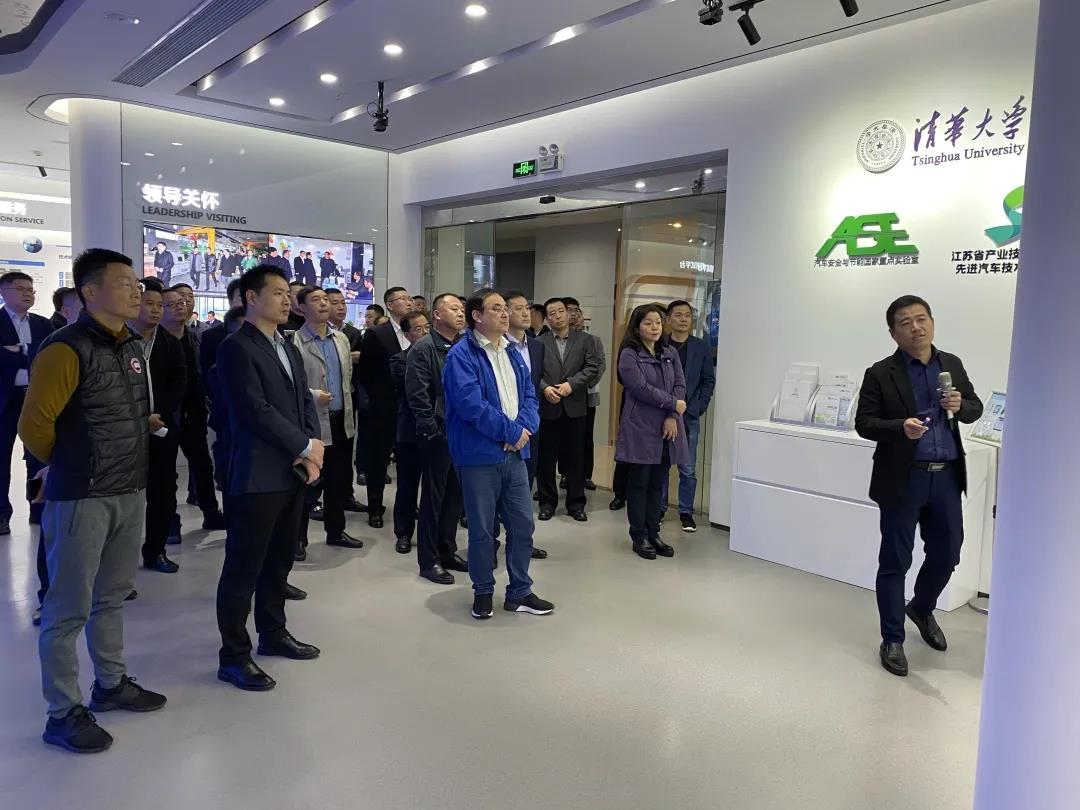 陕重汽第六季战略经销商高层沙龙在苏州圆满举行 - 第2张 - 提加商用车网 陕重汽第六季战略经销商高层沙龙在苏州圆满举行 - 第2张