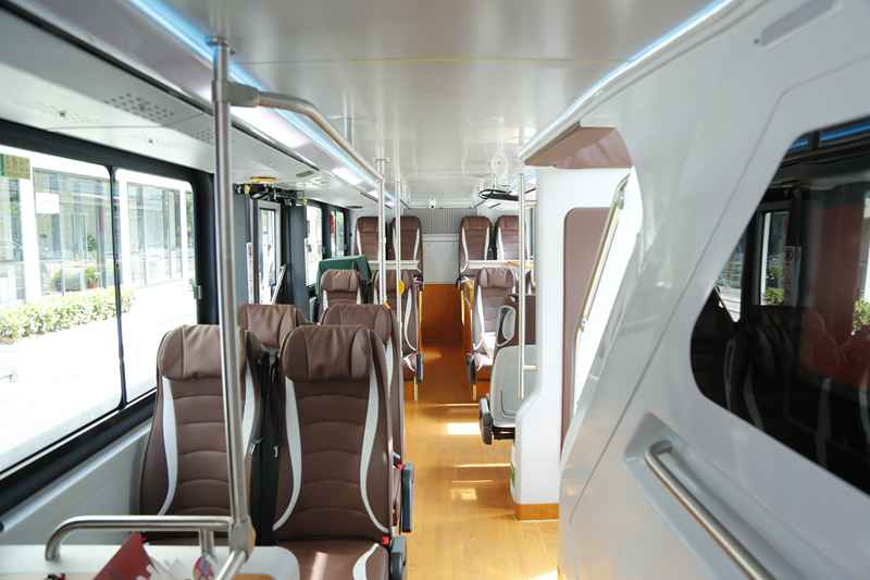 打造“深度慢游”观光线,全新比亚迪纯电动双层观光巴士首投深圳 - 第7张 - 提加商用车网 打造“深度慢游”观光线,全新比亚迪纯电动双层观光巴士首投深圳 - 第7张