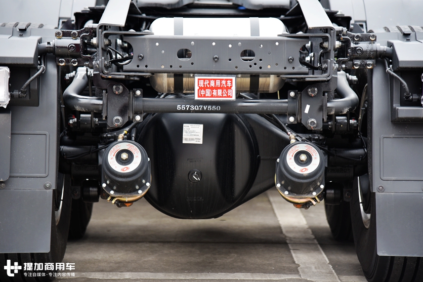 新一代现代创虎卡车来了,老一代还值得买吗?实拍上一代创虎最新款带你看看 - 第13张 - 提加商用车网 新一代现代创虎卡车来了,老一代还值得买吗?实拍上一代创虎最新款带你看看 - 第13张