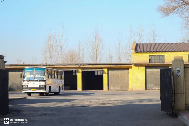 80年代畅销的客车,有着三菱的外表的这款黄海客车,还有人记得吗 - 第25张 - 提加商用车网 80年代畅销的客车,有着三菱的外表的这款黄海客车,还有人记得吗 - 第25张