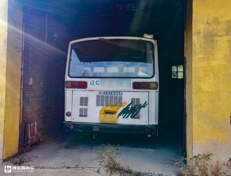 80年代畅销的客车,有着三菱的外表的这款黄海客车,还有人记得吗 - 第26张 - 提加商用车网 80年代畅销的客车,有着三菱的外表的这款黄海客车,还有人记得吗 - 第26张