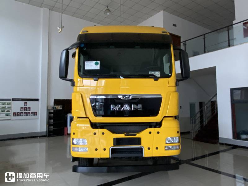 480马力,4X4全驱高顶双卧驾驶室,这台德国曼载货车真强悍 - 第3张 - 提加商用车网 480马力,4X4全驱高顶双卧驾驶室,这台德国曼载货车真强悍 - 第3张