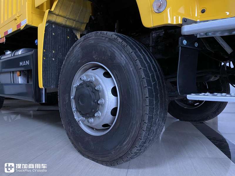 480马力,4X4全驱高顶双卧驾驶室,这台德国曼载货车真强悍 - 第12张 - 提加商用车网 480马力,4X4全驱高顶双卧驾驶室,这台德国曼载货车真强悍 - 第12张
