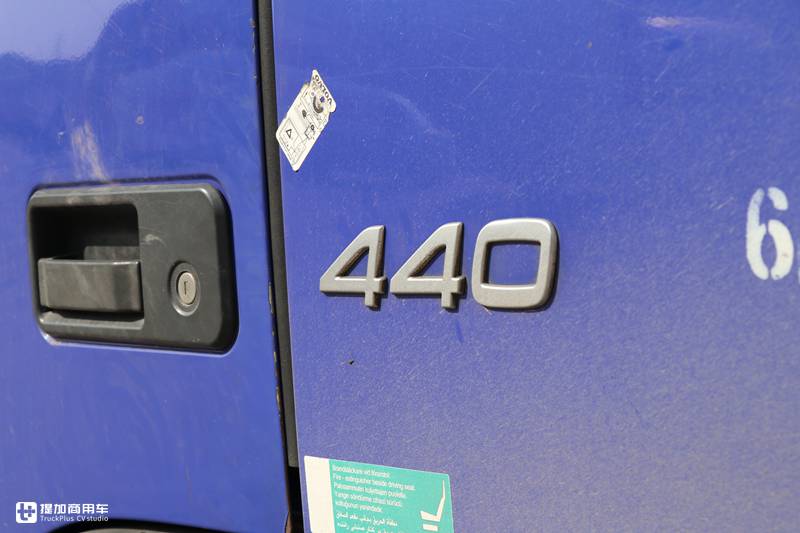 偶遇14年车龄的老沃尔沃卡车,配置怎么样?底盘战斗力不减当年 - 第21张 - 提加商用车网 偶遇14年车龄的老沃尔沃卡车,配置怎么样?底盘战斗力不减当年 - 第21张