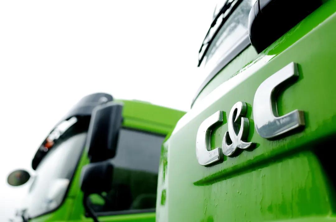 在云浮,联合车队很拉风! - 第2张 - 提加商用车网 在云浮,联合车队很拉风! - 第2张