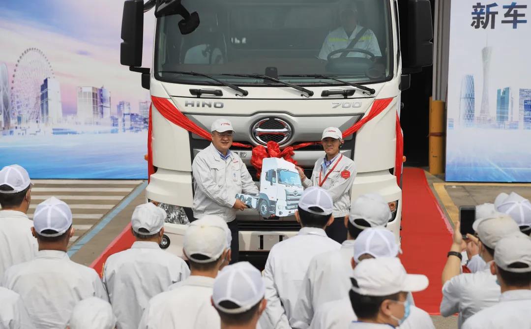 广汽日野700全新一代臻值系正式下线! - 第3张 - 提加商用车网 广汽日野700全新一代臻值系正式下线! - 第3张