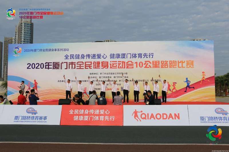 浪漫赛道领跑,亮相国际展会——金龙阿波龙代言智慧科技 - 第1张 - 提加商用车网 浪漫赛道领跑,亮相国际展会——金龙阿波龙代言智慧科技 - 第1张