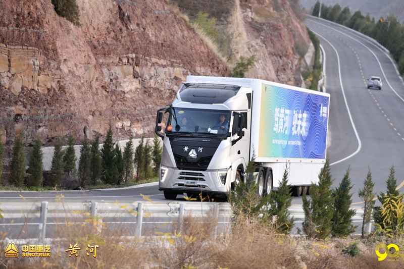 黄河重卡初体验:盘九曲黄河 展澎湃动力 - 第3张 - 提加商用车网 黄河重卡初体验:盘九曲黄河 展澎湃动力 - 第3张