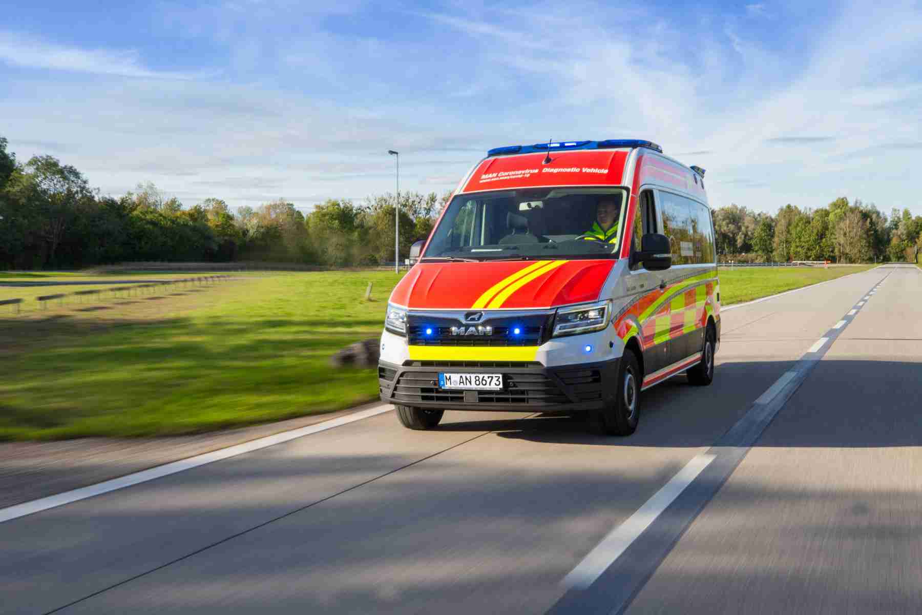 曼恩移动核酸检测车：1小时内即可获得检测结果 - 第1张