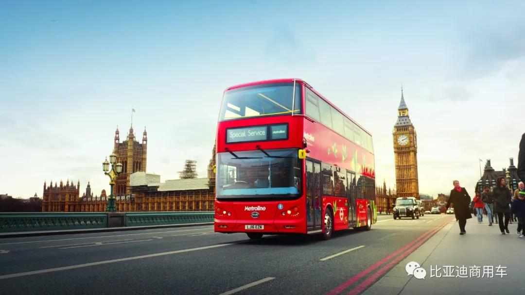 助力“奔向零碳”绿色出行 英国驻华大使点赞比亚迪纯电动双层巴士 - 第5张 - 提加商用车网 助力“奔向零碳”绿色出行 英国驻华大使点赞比亚迪纯电动双层巴士 - 第5张