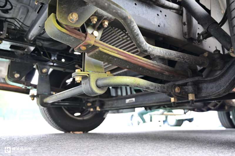 微卡也可以这么时髦?实拍飞碟改装冰淇淋房车,内饰高级价格抢手 - 第14张 - 提加商用车网 微卡也可以这么时髦?实拍飞碟改装冰淇淋房车,内饰高级价格抢手 - 第14张