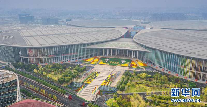 金龙客车智慧出行解决方案,荣耀护航第三届进博会 - 第1张 - 提加商用车网 金龙客车智慧出行解决方案,荣耀护航第三届进博会 - 第1张